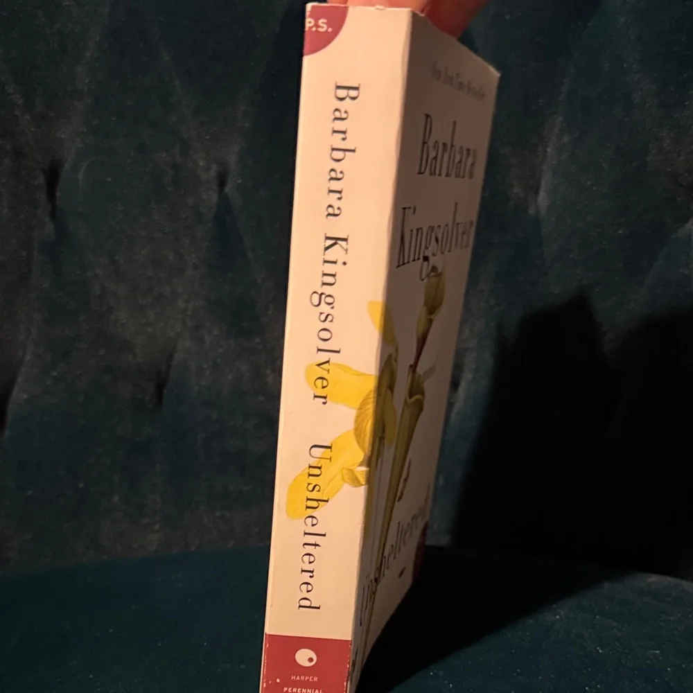 Unsheltered by paperback book Barbara Kingsolver - Like New!